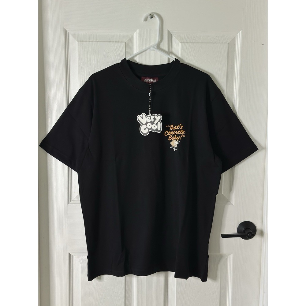 NWT Very Cool Dog Cement Graphic T-Shirt Men's Size Medium Black Tee